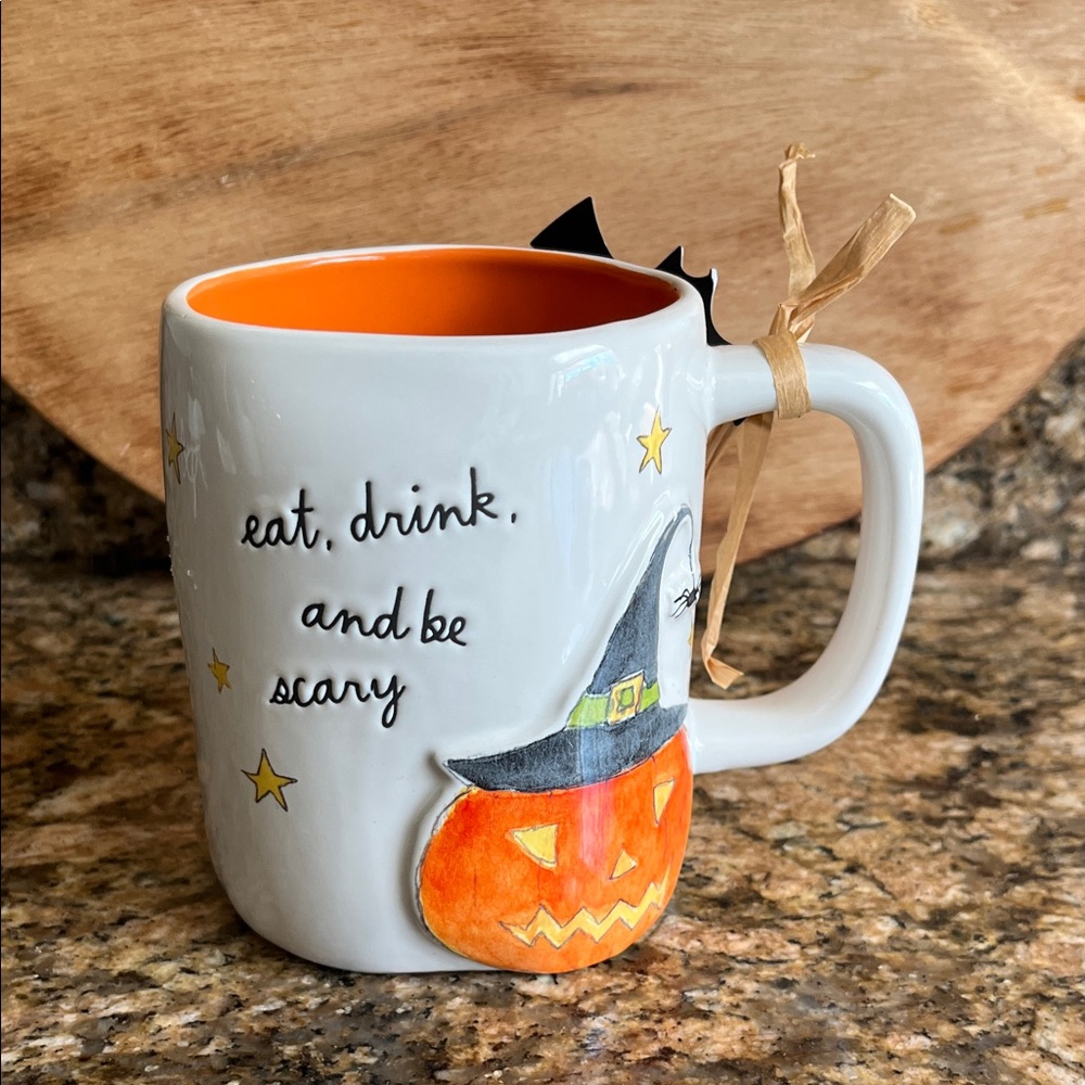 NWT Rae Dunn “Eat, Drink and Be Scary” Pumpkin Fade 3D Glossy Mug